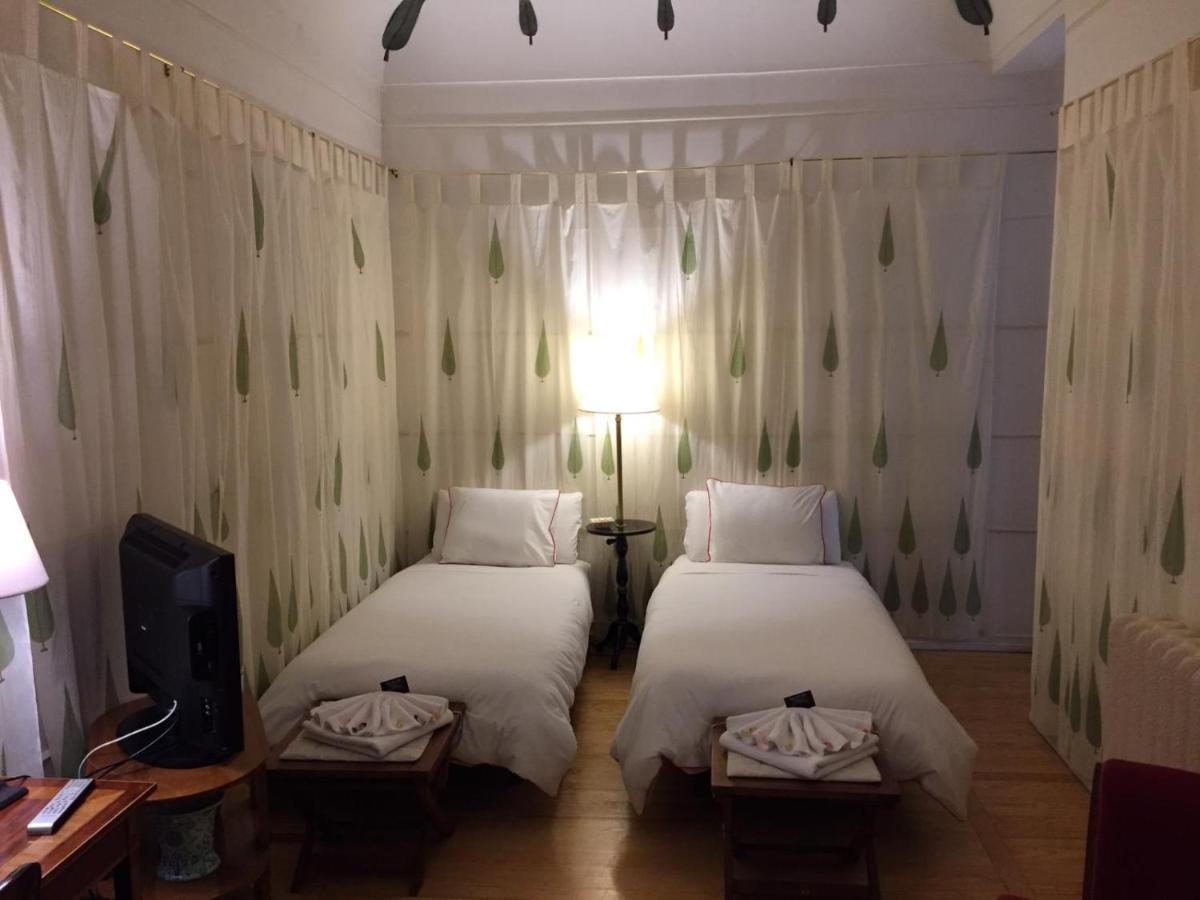 马德里 埃斯卡拉欧普拉旅馆酒店 外观 照片